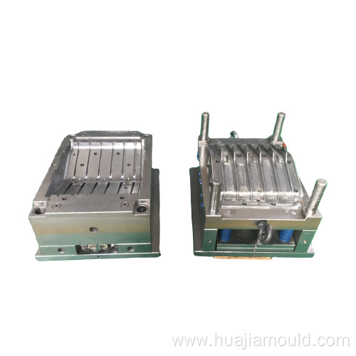 plastic injection coat hanger mold maker